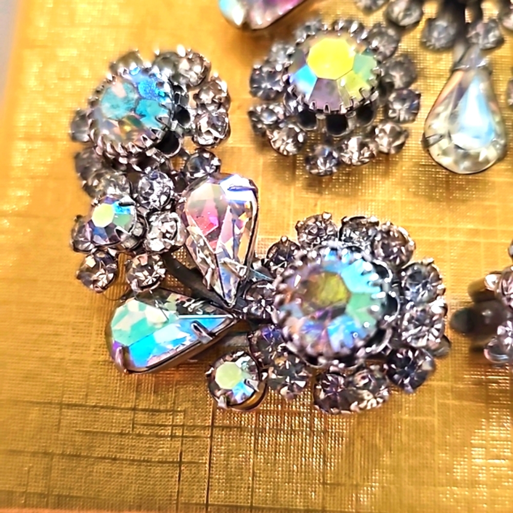 AB & Rhinestone Brooch Set - Picture 3 of 5